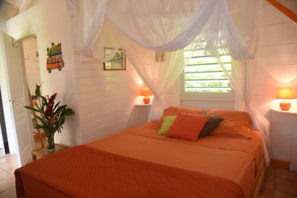 Les 3 Epices Apartment Le Gosier  Bagian luar foto